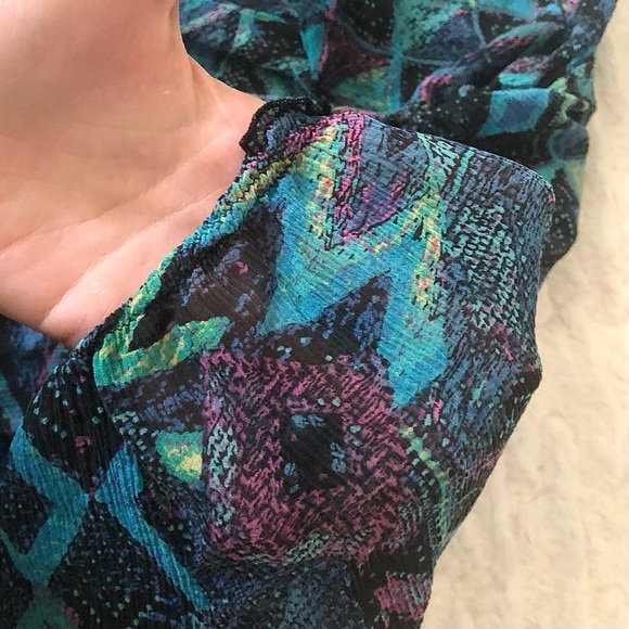 CHICO’S Silk Blue Purple Patterned Women’s Blouse, Size 3 (XL-16) - Picture 3 of 3